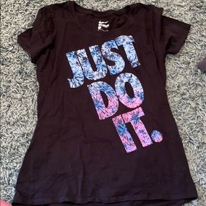 Women’s Nike Shirt